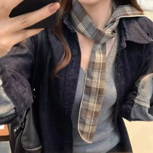 Retro plaid skinny scarf for women used as a necklace or headband in vintage style