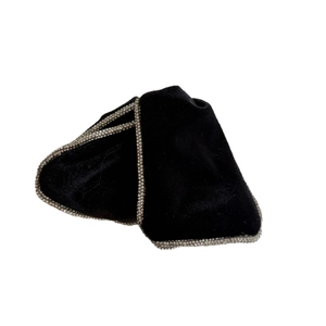 Elegante fermaglio per capelli in velluto nero con bordo in strass argento lucido