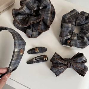 Brown plaid hair accessories set featuring cute bear charms and elegant bow design