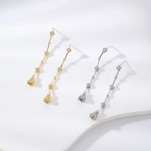 Elegantes Pendientes Largos de Cobre y Circonia con Trébol de Cuatro Hojas y Flores para Mujer Joyería Dulce Regalo de Cumpleaños San Valentín
