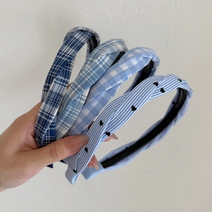 Serre-tête en Tissu à Carreaux et Rayures Bleues pour Femmes Motif Cœur Doux Antidérapant Accessoires de Cheveux de Mode