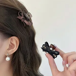 Petite Pince à Cheveux Élégante avec Nœud en Ruban de Satin Minimaliste Noir Café Pince à Requin pour Femme Fille Accessoires