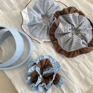 Set di elastici per capelli stile coreano a righe marroni e pois blu con fascia abbinata