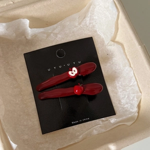 Red apple themed duckbill hair clips set in elegant gift box for girls and women