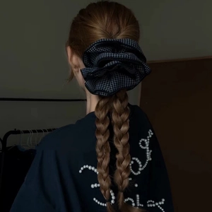 Women Fashion Plaid And Polka Dot Fabric Scrunchie Handmade Large Ponytail Holder Hair Accessories Elegant Hair Tie