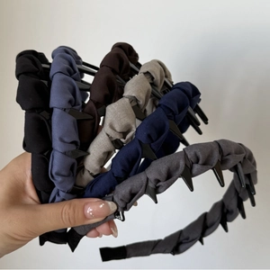 Lot de serre-têtes en tissu plissé avec dents antidérapantes en six couleurs neutres