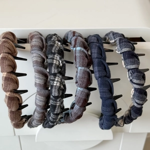 Set of 6 vintage plaid fabric headbands with non-slip teeth for women in British style