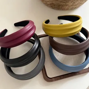 Serre-tête en cuir PU rembourré avec un design élégant à double nervure pour femme