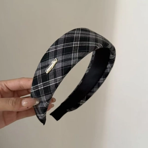 Classic retro plaid headband for women featuring wide padded fabric and golden metal logo