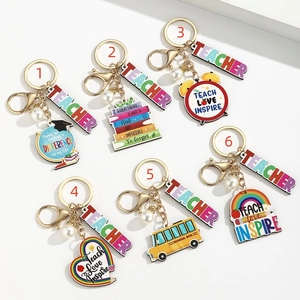 Wooden Zinc Alloy Teacher Keychain With Artificial Pearl Colorful Letters School Bus Books Globe Pendant Appreciation Gift