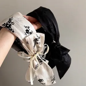 Serre-tête rétro motif chrysanthème à l'encre avec grand nœud en satin et rubans