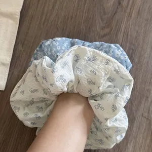 Floral Satin Large Scrunchies Pastoral Style Daisy Print Elastic Hair Ties Hair Bands For Women Daily Hair Accessories Decor