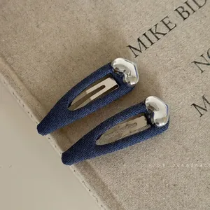 Fermaglio per Capelli in Denim Blu Con Cuore Argento Stile Coreano Retro Minimalista BB Clip Molletta Laterale Accessori