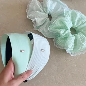 Ensemble Serre-tête en Tissu Vert Menthe et Chouchous à Bordure en Dentelle pour Femmes Accessoires Cheveux Rayés