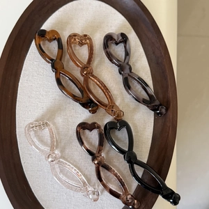 Lot de barrettes bananes françaises en acrylique motifs marbre et tortue avec cœur