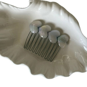 Handmade acetate heart hair comb with pearl finish and French vintage style design