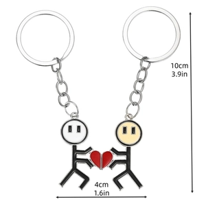 Creative stick figure heart couple keychain set in silver alloy with dimensions 10cm