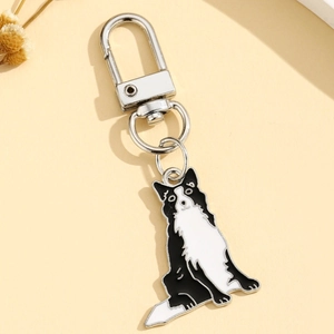 Détail du porte-clés émaillé Border Collie avec crochet en alliage d'argent poli