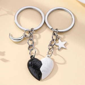 Couple Magnetic Heart Puzzle Keychain Set Black White Matching Keyring Star Moon Charms Forever Ever Engraved Alloy Keyring Gift