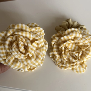 Elegant yellow plaid rose hair claw clip and matching scrunchie set for women