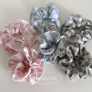 Set di 6 graziosi elastici per capelli vichy rosa, blu e grigi con etichette a orso
