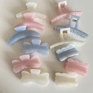 Korean Acrylic Fine Glitter Jelly Color Hair Claw Clips Elegant Geometric Shark Hair Clips For Women Hair Accessories