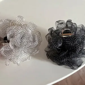 Pince à Cheveux Fleur en Filet à Pois Grande Pince Crabe Fait à la Main Accessoires Cheveux Mode pour Femmes