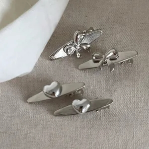 Minimalist Brushed Silver Metal Bow Heart Hair Clips For Women Elegant Side Bangs Duckbill Clip Fashion Hair Accessories