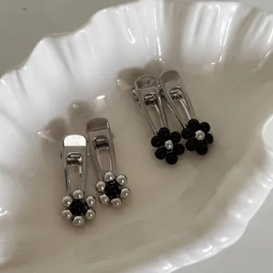 Korean Style Simple Silver Flower Duckbill Hair Clip For Women Geometric Metal Alligator Clip Elegant Bangs Hair Accessory