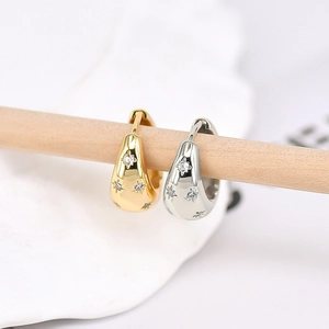 Boucles d'oreilles créoles rétro en argent S925 avec étoiles en zircon or et argent