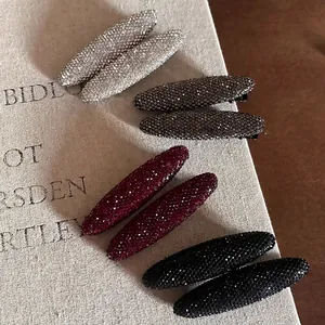 Pince à Cheveux Ovale en Strass Mode Élégante Pince Latérale en Alliage pour Femmes Accessoires de Coiffure Quotidienne