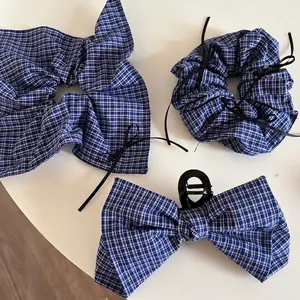 Lot d'accessoires pour cheveux à carreaux bleus et blancs avec chouchous et pince à nœud