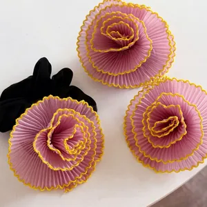 Pince à Cheveux Élégante Fleur en Tissu Plissé 3D pour Femmes Rose Jaune Bord à Volants Pince Requin Fait à la Main Accessoires Cheveux