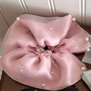 Pink double-layered scrunchie in shimmering organza with pearls and rhinestones
