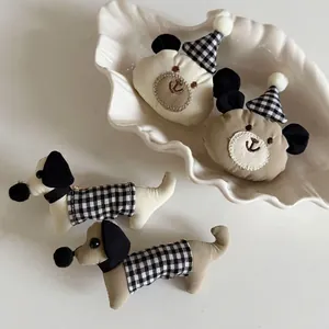 Mignonne Pince à Cheveux Chien Ours Plaid Tissu Peluche Animal Pince Bec de Canard pour Femmes Filles Accessoires de Cheveux