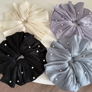 Chouchou Élégant en Satin Plissé Surdimensionné Avec Décoration de Künstliche Perles Mode Accessoire Cheveux Femme Porte Queue de Cheval