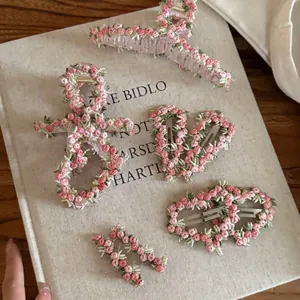 Sweet Fabric Embroidered Flower Hair Clip Pink Floral Hair Claw Retro Pastoral Hair Accessories For Women Daily