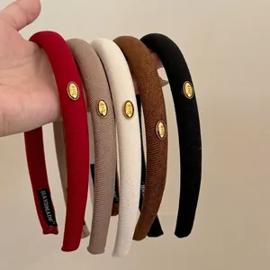 Mode Gerippter Stoff Haarreifen Für Damen Einfarbig Haarband Mit Goldenem Metallanhänger Handgefertigter Haarschmuck