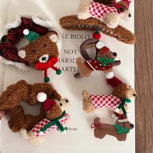 Accessori per Capelli Natalizi Scrunchies in Pile di Peluche Cartone Animato Cucciolo Orso Albero di Natale Mollette per Capelli Festivo Donna
