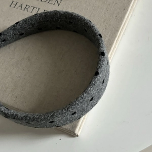 Grey wool polka dot wide headband for women featuring vintage autumn winter style