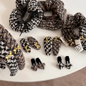 Vintage Houndstooth Bow Hair Clip Headband Tweed Scrunchie Pair Set Black White Grid Bangs Clip Elegant Hair Accessories Women