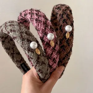 Vintage Tweed Plaid Headband With Faux Artificial Pearl Retro Braided Woolen Hair Band For Women Fashion Daily Hair Accessories