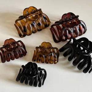 French Style Tortoiseshell Leopard Print Hair Claw Clip Large Shark Clip PC Material Fashion Hair Accessories For Women Daily