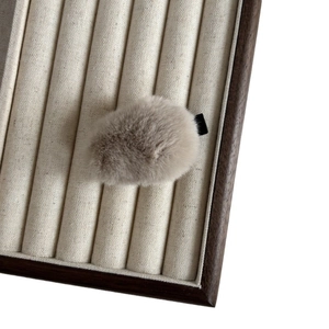 Barrette à cheveux d'automne en peluche marron clair avec base crocodile en métal solide