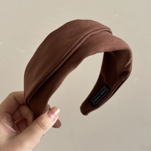 Serre-tête large rétro en laine fait main en tissu sergé marron pour femmes style chic