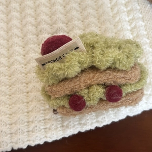 Cute green sponge cake plush hair clip with red berries for girls' hair styling accessories