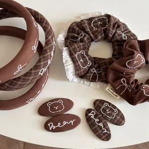 Vintage Plaid Bear Embroidery Headband For Women Sweet Coffee Brown Cloth Padded Sponge Hair Band Daily Hair Accessories