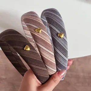 Vintage Twill Stripe Padded Headband For Women Elegant High Skull Top Hair Hoop With Gold Heart Metal Charm Fabric Hair Accessories
