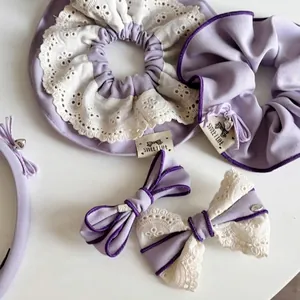 Set d'accessoires cheveux mauves avec chouchous en dentelle, barrettes nœuds et serre-tête