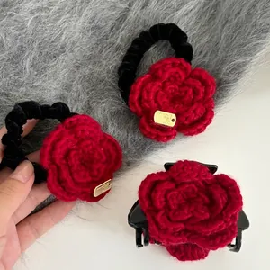 Ensemble pince à cheveux rose tricotée rouge et chouchous en velours avec pendentif